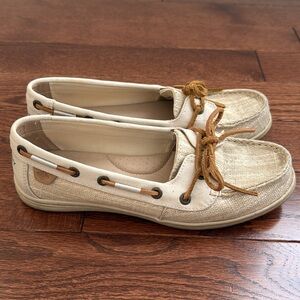 SPERRY
Women's Barrelfish Linen Boat Shoes